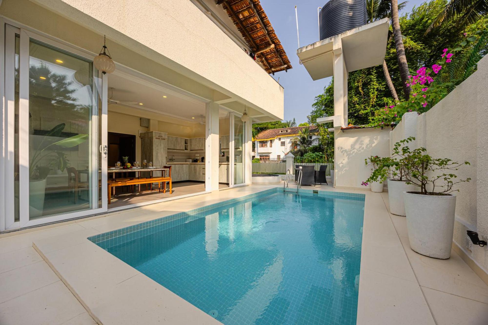 Elivaas 4 Bhk Villa Near Beach With Private Pool & Bar - Casa Boa Vida Candolim Exteriör bild