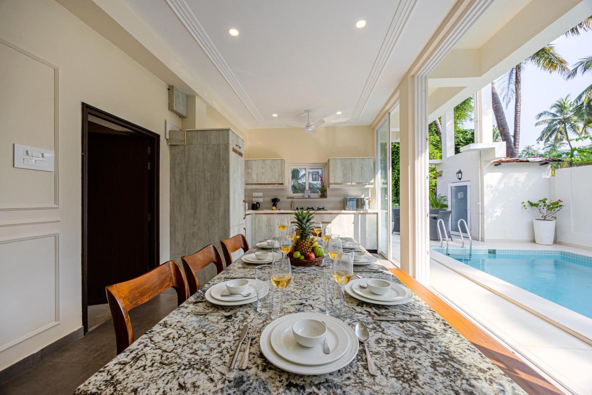 Elivaas 4 Bhk Villa Near Beach With Private Pool & Bar - Casa Boa Vida Candolim Exteriör bild