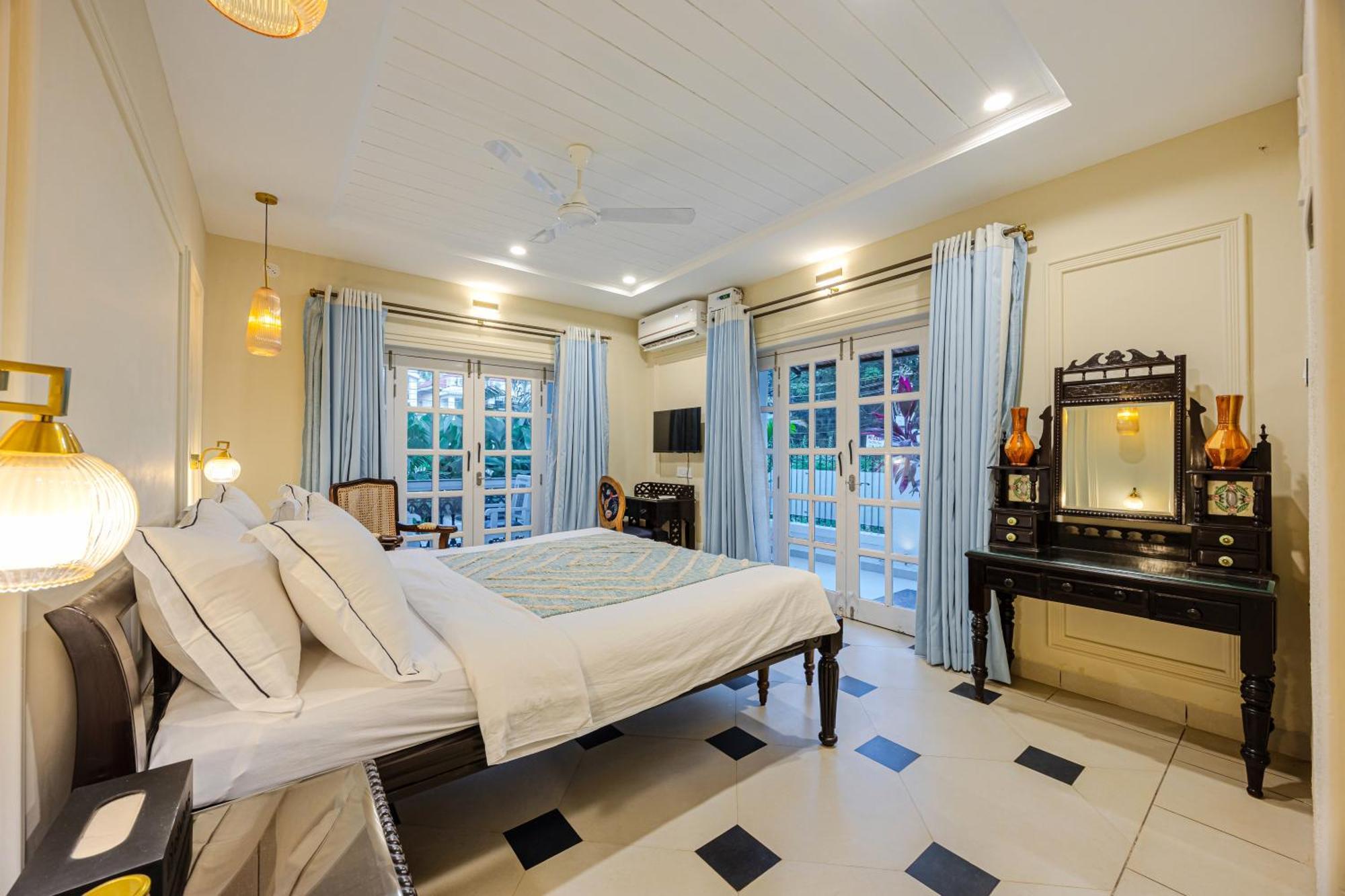 Elivaas 4 Bhk Villa Near Beach With Private Pool & Bar - Casa Boa Vida Candolim Exteriör bild
