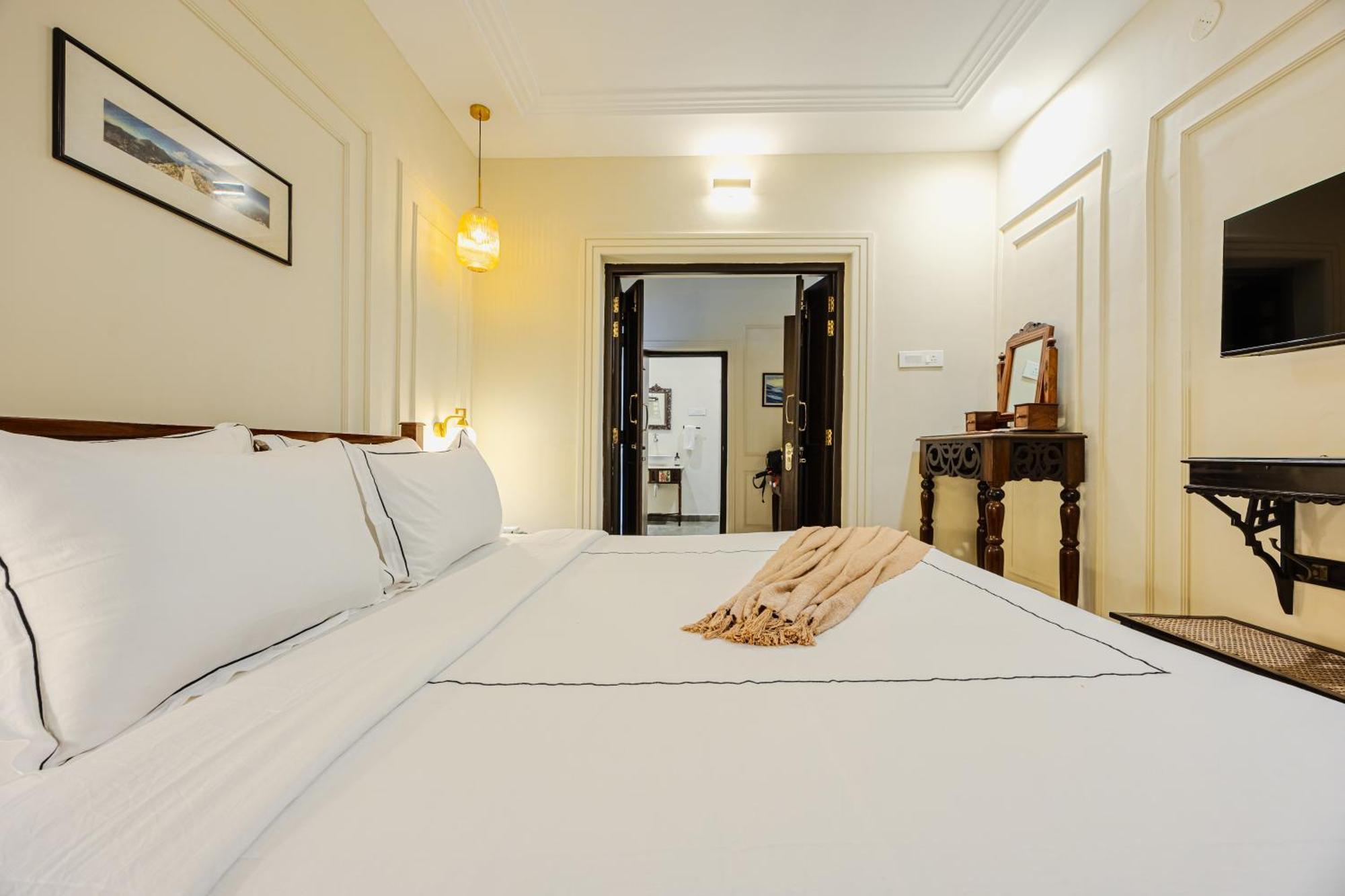Elivaas 4 Bhk Villa Near Beach With Private Pool & Bar - Casa Boa Vida Candolim Exteriör bild