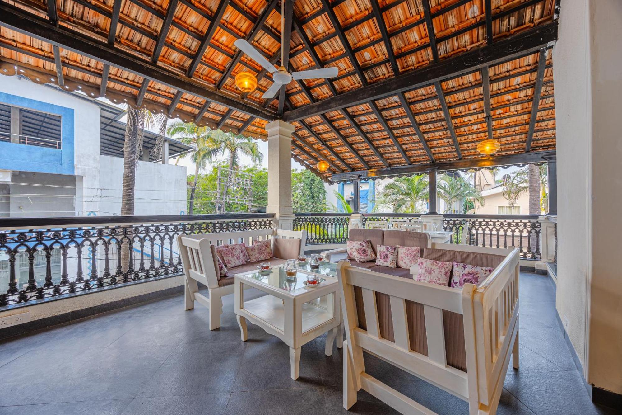 Elivaas 4 Bhk Villa Near Beach With Private Pool & Bar - Casa Boa Vida Candolim Exteriör bild