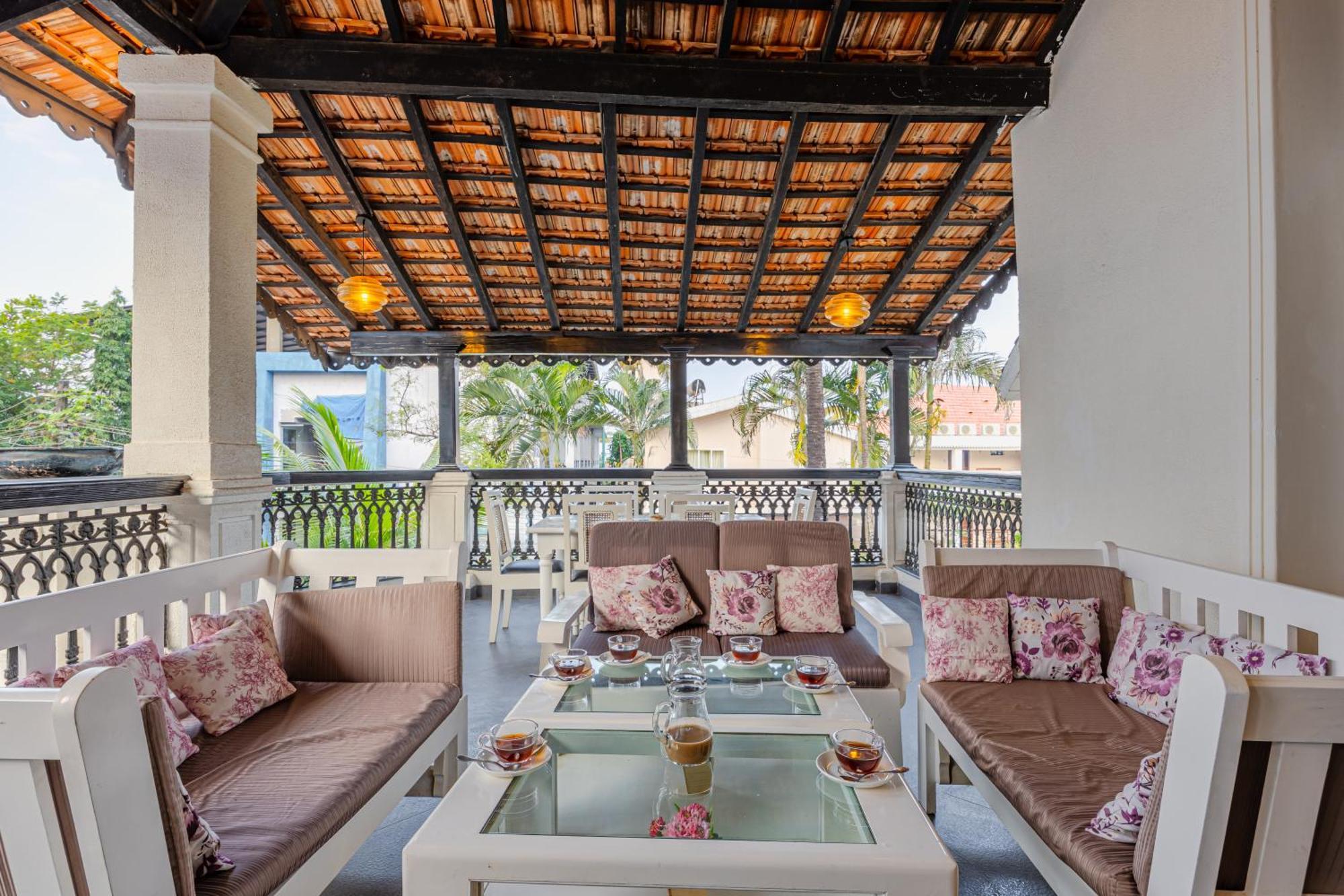 Elivaas 4 Bhk Villa Near Beach With Private Pool & Bar - Casa Boa Vida Candolim Exteriör bild